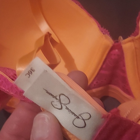 JESSICA SIMPSON BRA - Picture 2 of 2